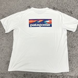 Patagonia Men's Capilene Cool Daily Graphic Shirt Size XL White